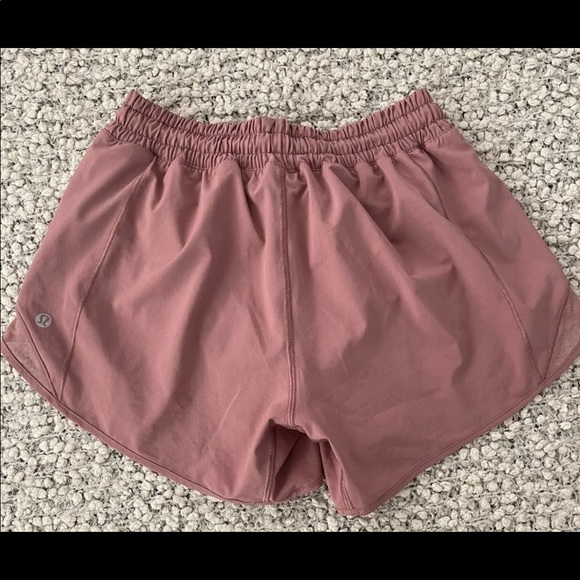 Lululemon hotty hot shorts - Picture 2 of 8